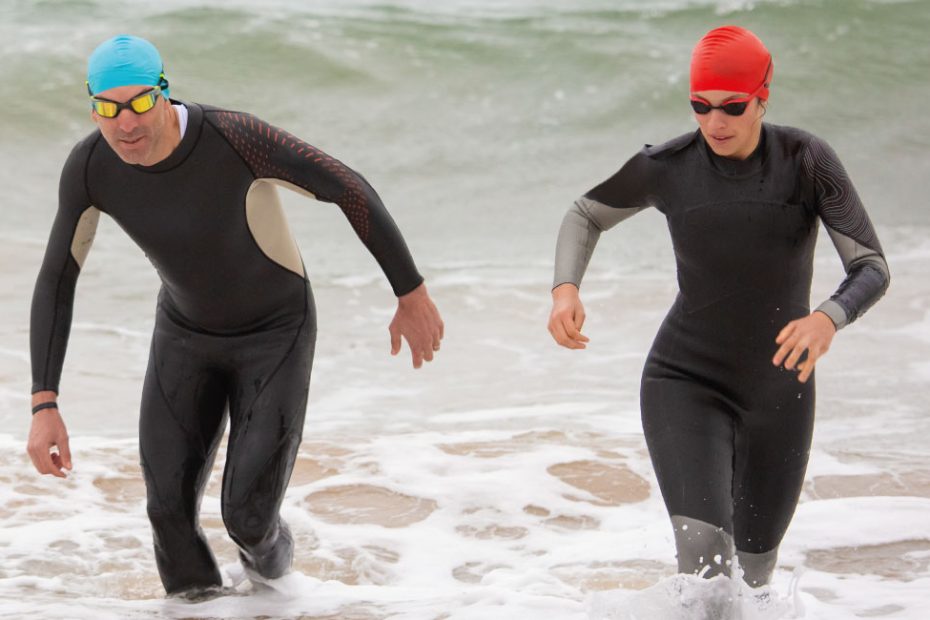 Types of Wetsuits For Men & Women, Properties, Fabric & More