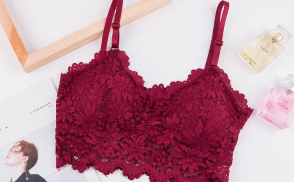 Bralettes lingerie type