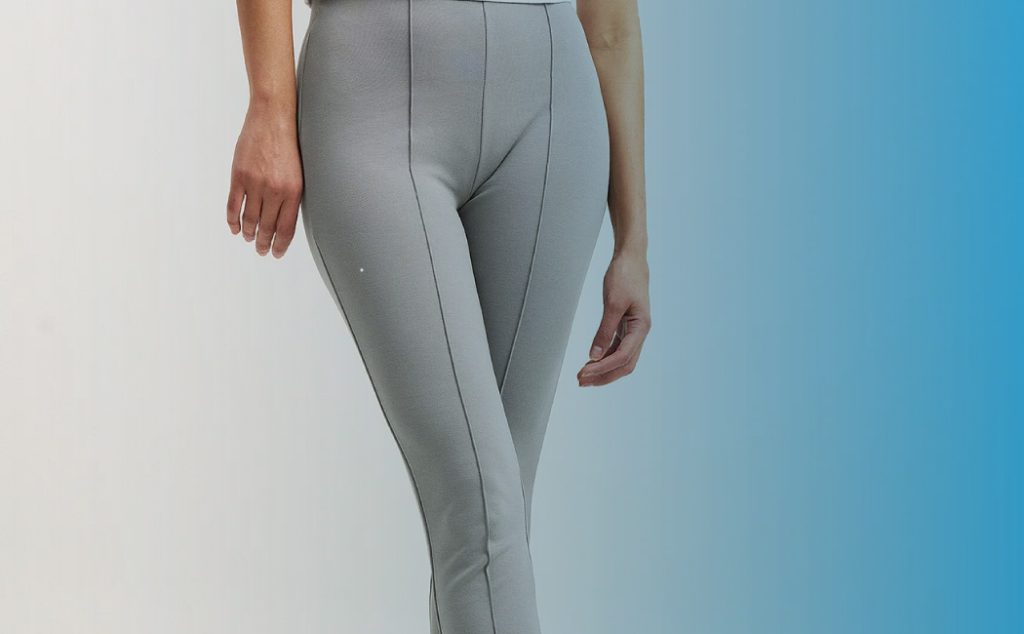 Women stirrup pants